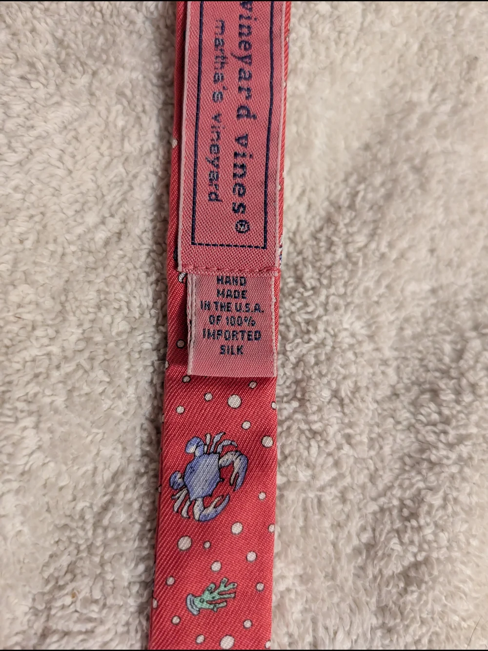 Vineyard Vines 100% Silk Coral Red Self-Tie Bow Tie with Blue Crabs